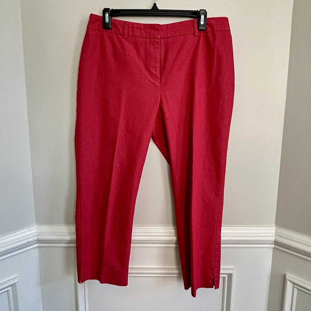 Chico's Size 1/M/8 Cotton Blend Crop Ankle Slit Pants Red 23 in Inseam